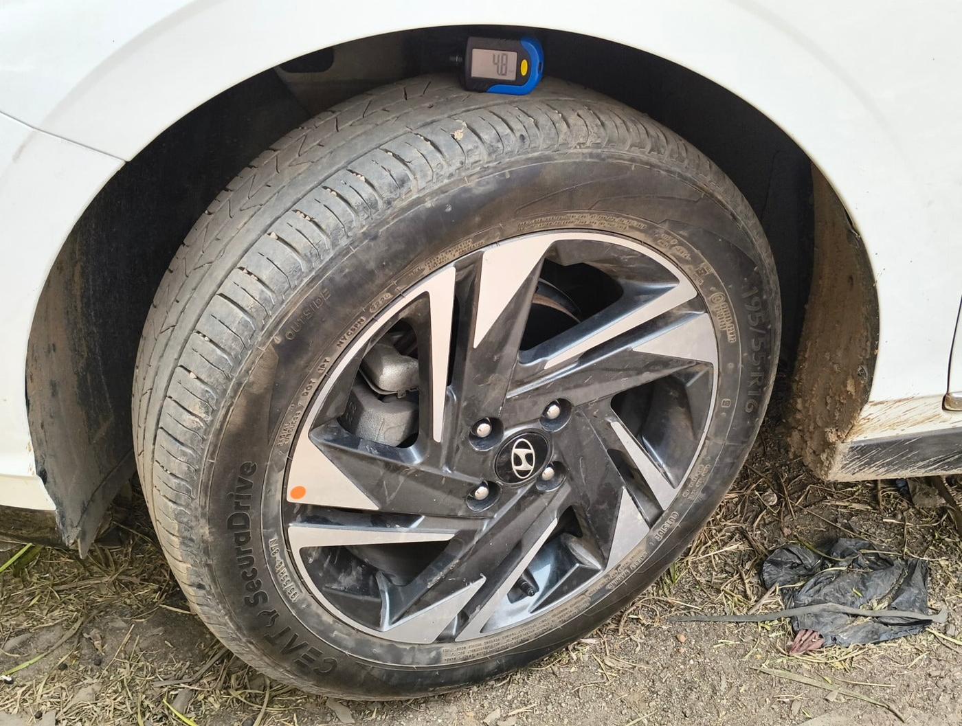 2021 Hyundai NEW I20 ASTA (O) 1.0 TURBO GDI DCT, Petrol, Automatic, 17,700 km, tyre