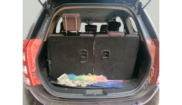 2014 Mahindra XUV500 W8, Diesel, Manual, 70,537 km, exterior