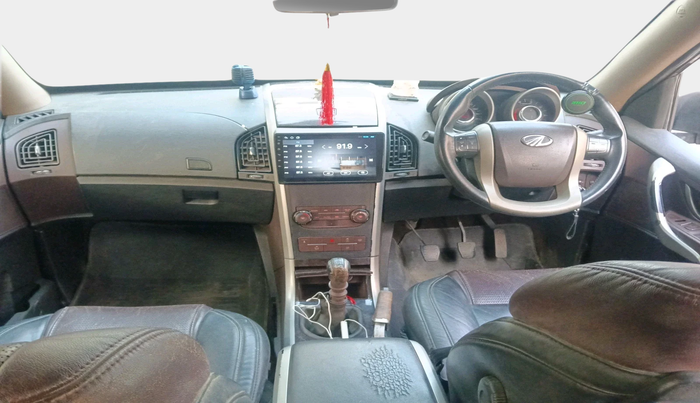 2014 Mahindra XUV500 W8, Diesel, Manual, 70,537 km, interior