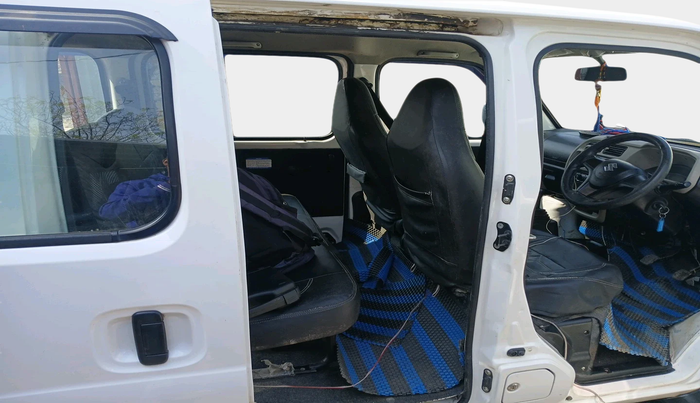 2023 Maruti Eeco 5 STR AC, Petrol, Manual, 60,405 km, interior