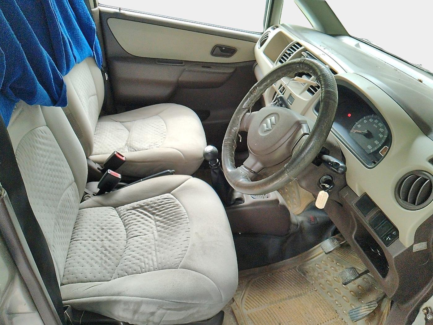2010 Maruti Zen Estilo LXI, Petrol, Manual, 42,201 km, interior