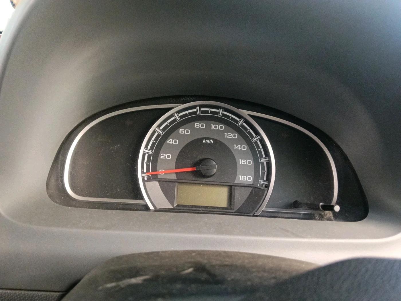 2015 Maruti Alto 800 LXI, Petrol, Manual, 1 km, interior