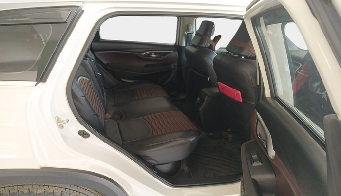 2023 Maruti Grand Vitara SIGMA SMART HYBRID, Petrol, Manual, 27,016 km, interior