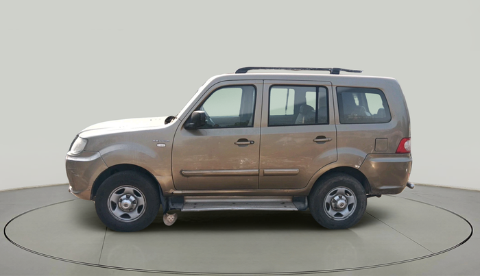 2011 Tata Sumo Grande MK II EX, Diesel, Manual, 1,44,750 km, exterior