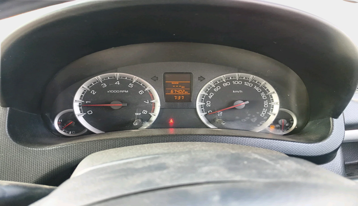 2013 Maruti Swift VXI, Petrol, Manual, 67,402 km, interior