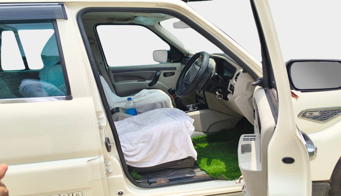 2021 Mahindra Scorpio S5, Diesel, Manual, 47,000 km, interior