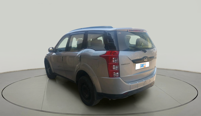 2018 Mahindra XUV500 W6, Diesel, Manual, 72,773 km, exterior