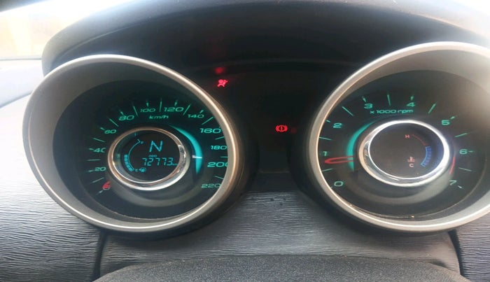 2018 Mahindra XUV500 W6, Diesel, Manual, 72,773 km, interior