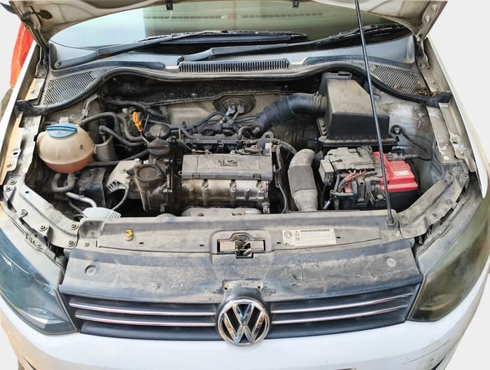 2013 Volkswagen Polo HIGHLINE1.2L, Petrol, Manual, 51,419 km, exterior