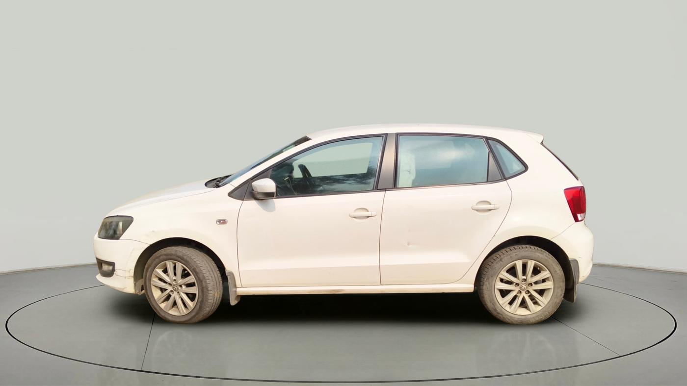 2013 Volkswagen Polo HIGHLINE1.2L, Petrol, Manual, 51,419 km, exterior