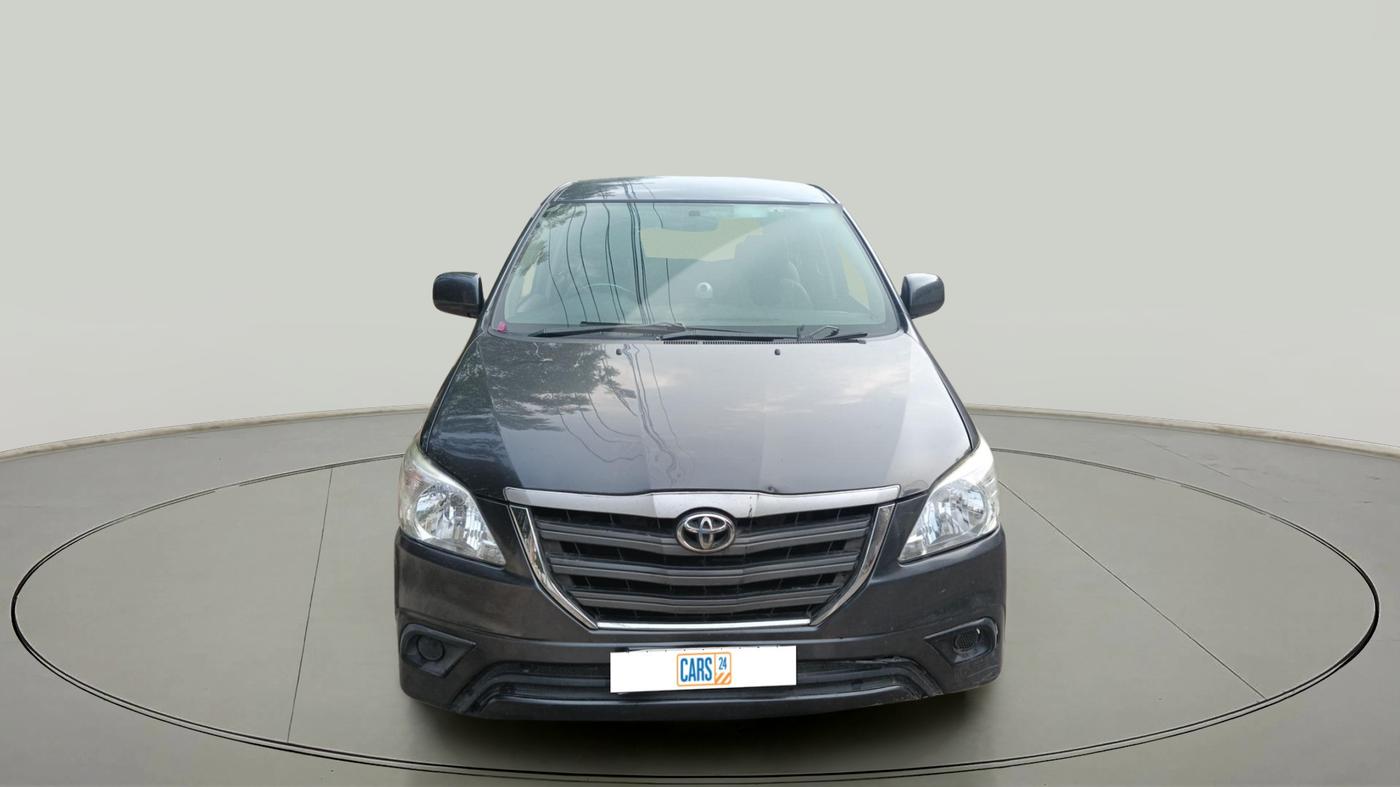 2015 Toyota Innova 2.5 GX 8 STR, Diesel, Manual, 79,465 km, exterior