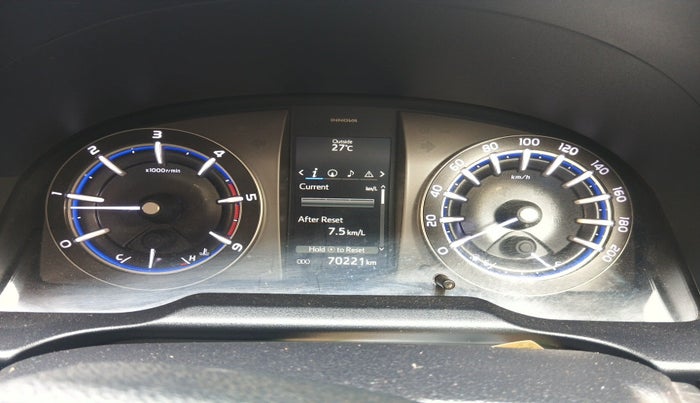 2020 Toyota Innova Crysta 2.4 VX 8 STR, Diesel, Manual, 70,221 km, interior
