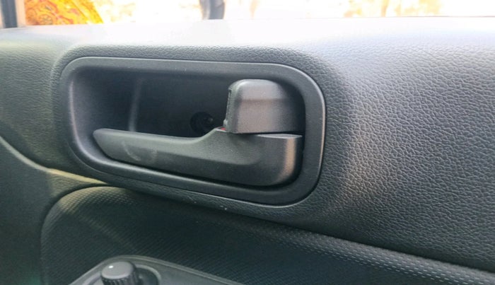 2022 Mahindra Thar LX HT PETROL 4WD MT, Petrol, Manual, 12,741 km, interior