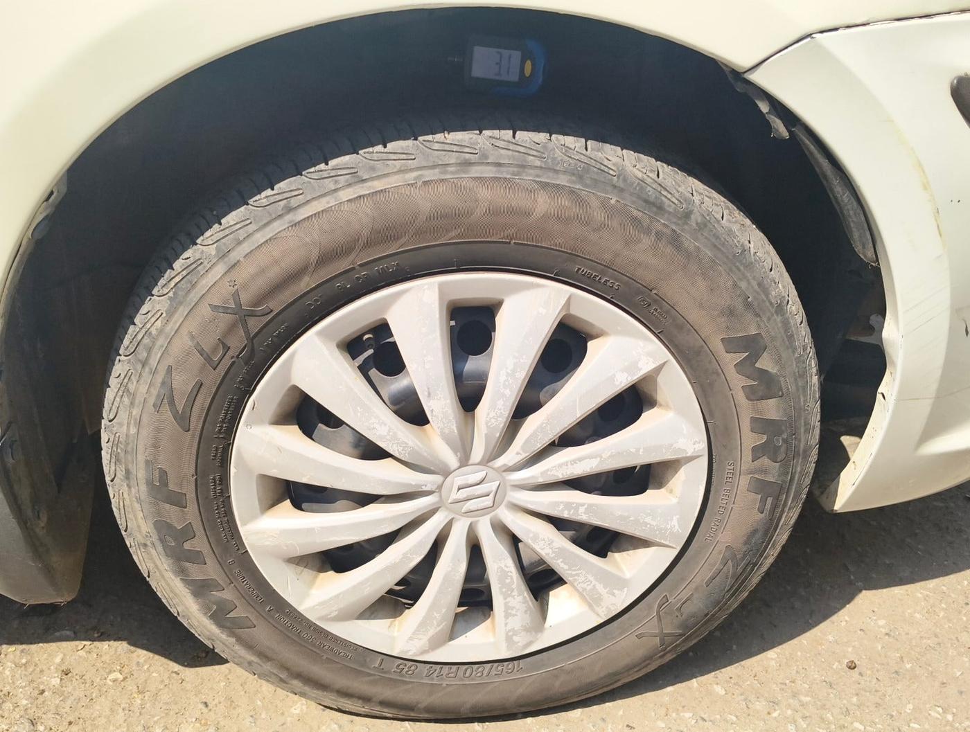 2016 Maruti Swift Dzire VDI ABS, Diesel, Manual, 1,17,943 km, tyre