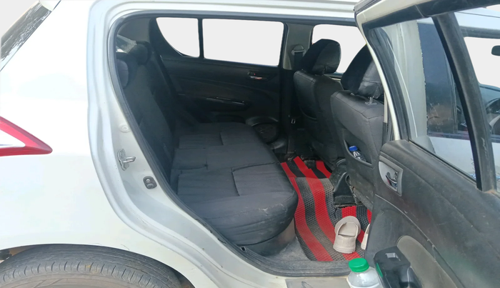 2012 Maruti Swift VDI, Diesel, Manual, 2,11,236 km, interior