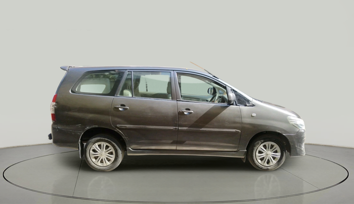 2012 Toyota Innova GX 2.5 7 STR, Diesel, Manual, 93,313 km, exterior