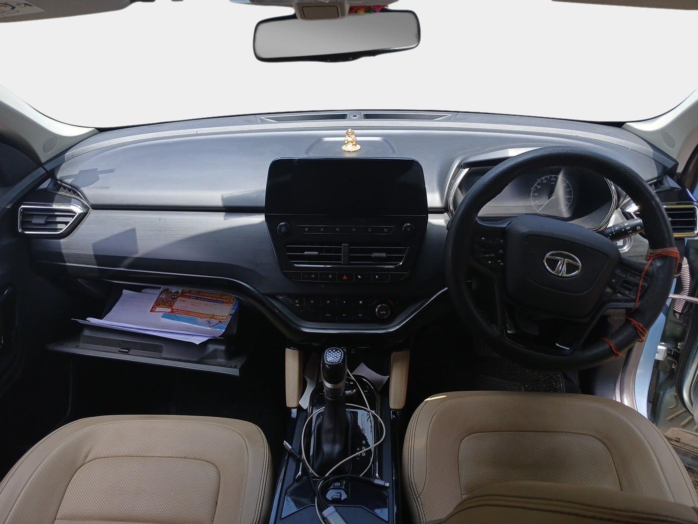 2022 Tata Safari XZA PLUS ADVENTURE, Diesel, Automatic, 49,500 km, interior