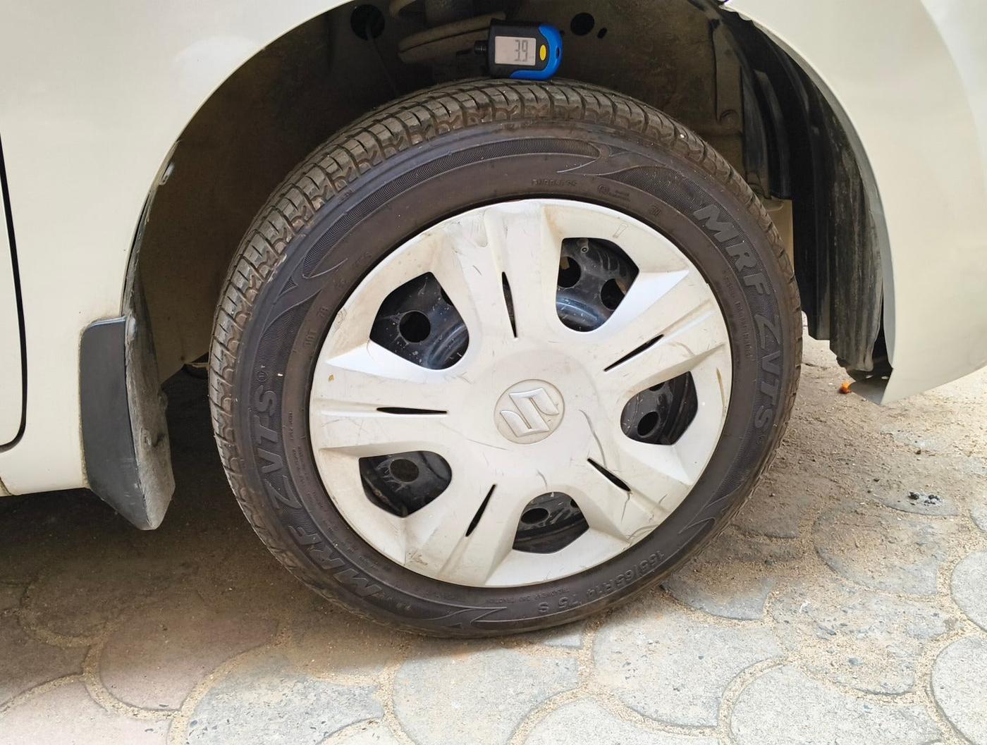 2018 Maruti Wagon R 1.0 VXI AMT, Petrol, Automatic, 68,804 km, tyre