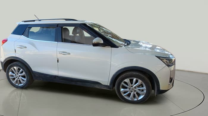 2020 Mahindra XUV300 W8 (O) 1.2 PETROL, Petrol, Manual, 63,096 km, exterior