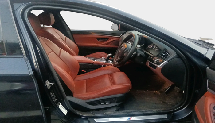 2013 BMW 5 Series 530D M SPORT, Diesel, Automatic, 95,976 km, interior