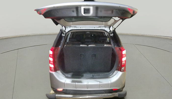2014 Mahindra XUV500 W6, Diesel, Manual, 52,041 km, exterior