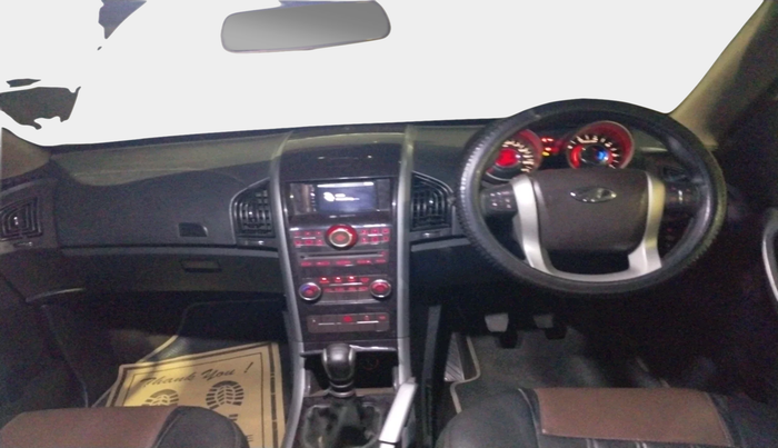 2014 Mahindra XUV500 W6, Diesel, Manual, 52,041 km, interior