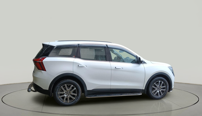 2024 Mahindra XUV700 AX 7 LUXURY D AT 7 STR, Diesel, Automatic, 26,873 km, exterior