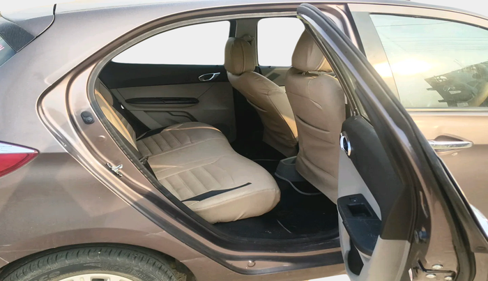 2017 Tata Tiago XZA PETROL, Petrol, Automatic, 18,070 km, interior