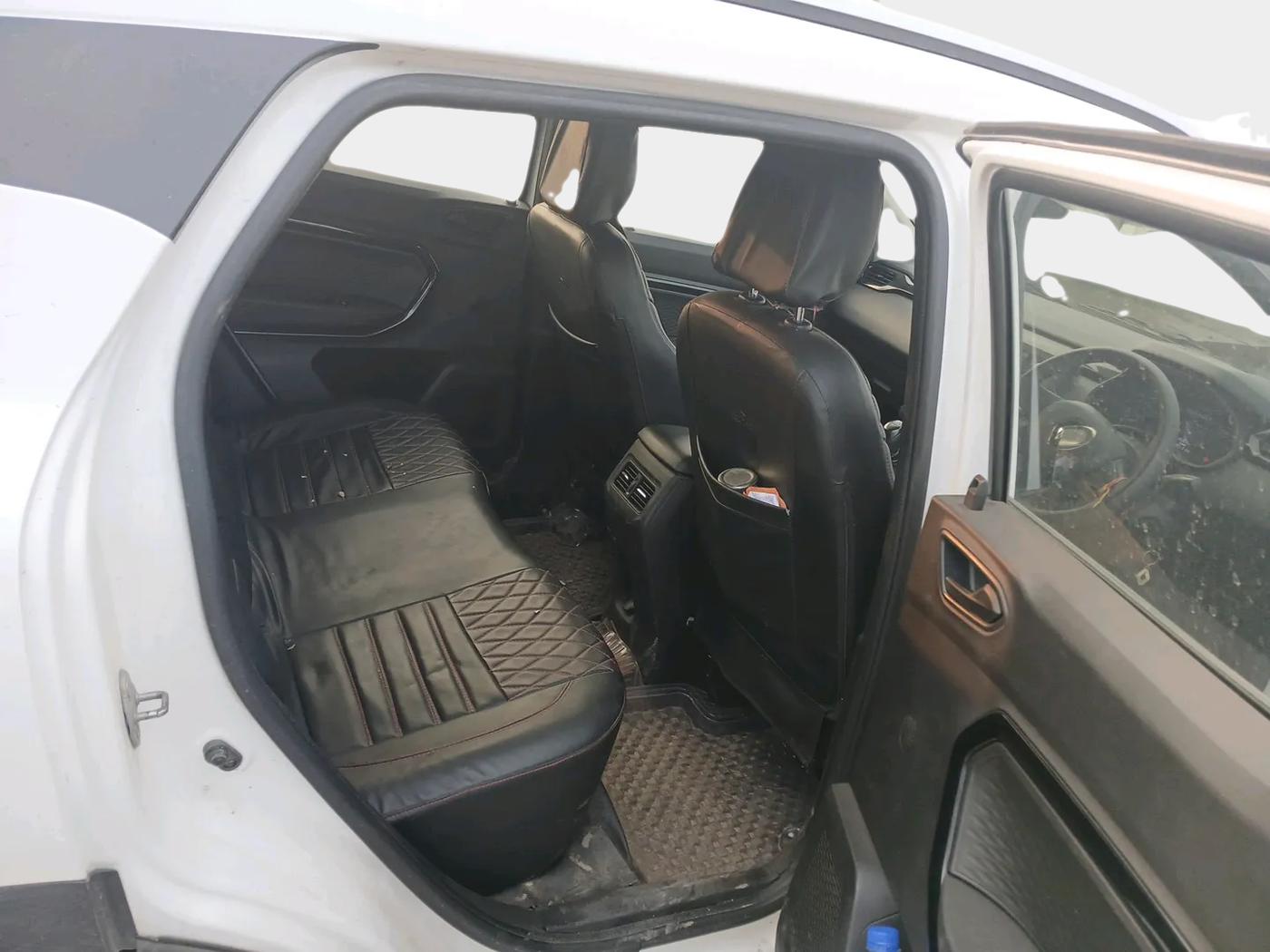 2022 Renault Kiger RXL MT, Petrol, Manual, 56,365 km, interior