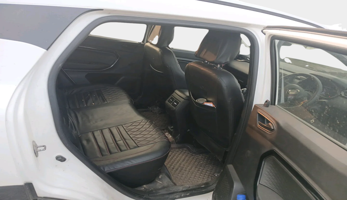 2022 Renault Kiger RXL MT, Petrol, Manual, 56,365 km, interior