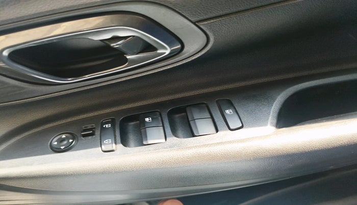 2022 Hyundai NEW I20 MAGNA 1.2 MT, Petrol, Manual, 46,624 km, interior