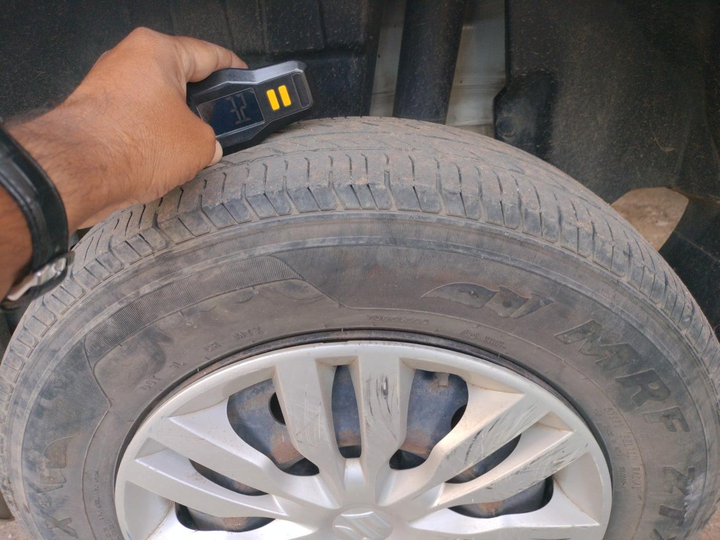 2020 Maruti Dzire VXI, Petrol, Manual, 80,928 km, tyre