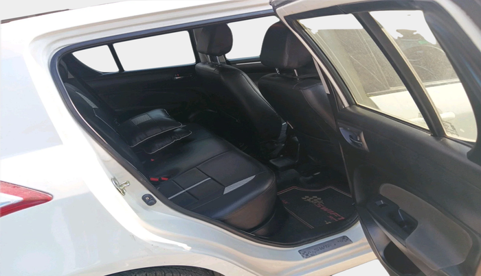 2015 Maruti Swift VXI, Petrol, Manual, 71,457 km, interior