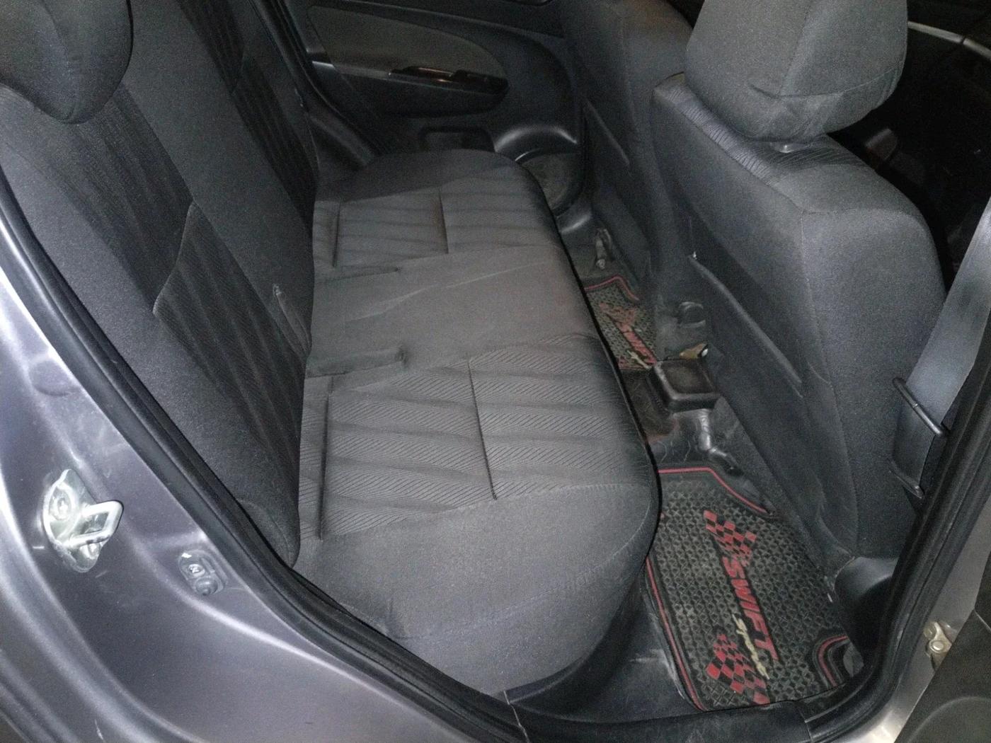 2013 Maruti Swift VXI, Petrol, Manual, 45,769 km, interior