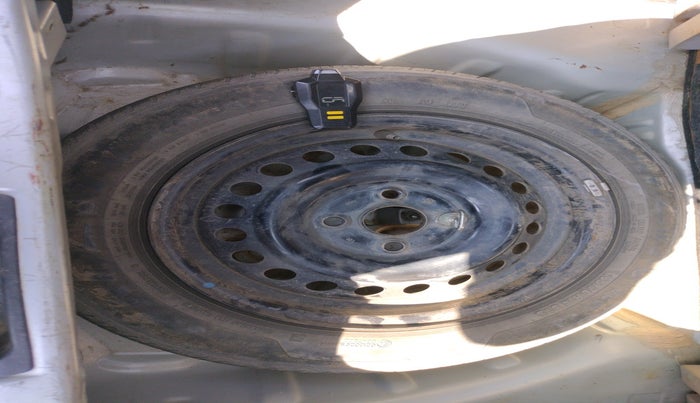 2019 Maruti S PRESSO VXI AMT, Petrol, Automatic, 89,120 km, tyre