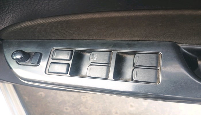 2015 Maruti Swift VDI, Diesel, Manual, 94,974 km, interior