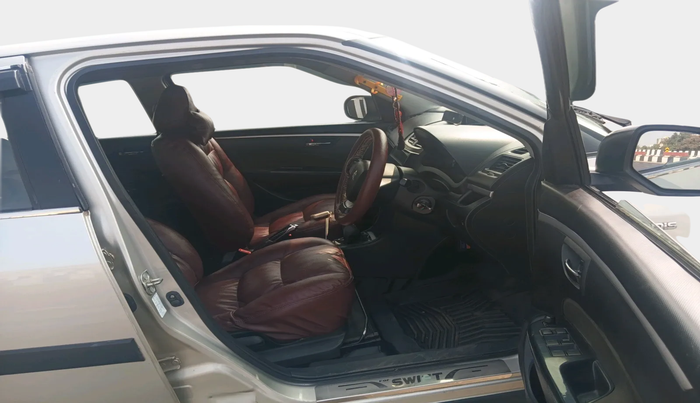 2015 Maruti Swift VDI, Diesel, Manual, 94,974 km, interior