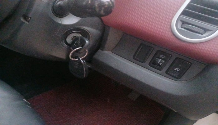 2013 Maruti Ritz VDI, Diesel, Manual, 70,643 km, interior