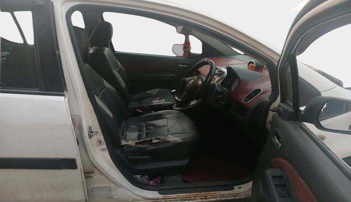 2013 Maruti Ritz VDI, Diesel, Manual, 70,643 km, interior