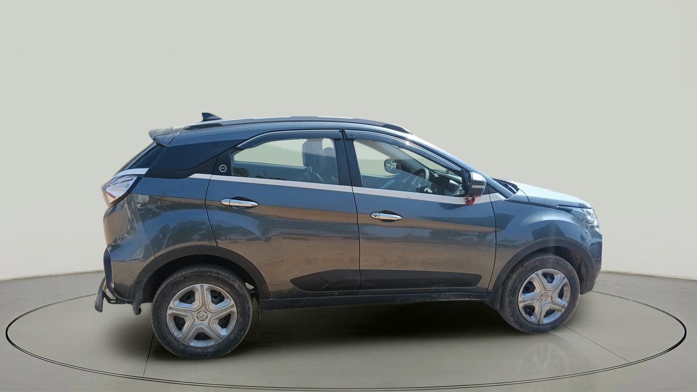2023 Tata NEXON XM SUNROOF PETROL, Petrol, Manual, 12,868 km, exterior