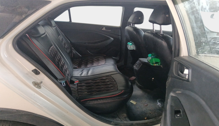 2018 Hyundai i20 Active 1.2 SX, Petrol, Manual, 91,000 km, interior