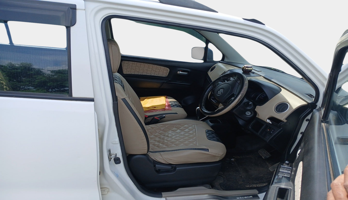 2018 Maruti Wagon R 1.0 VXI AMT, Petrol, Automatic, 1,09,890 km, interior