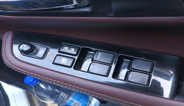 2023 Maruti Grand Vitara ZETA SMART HYBRID, Petrol, Manual, 25,663 km, interior