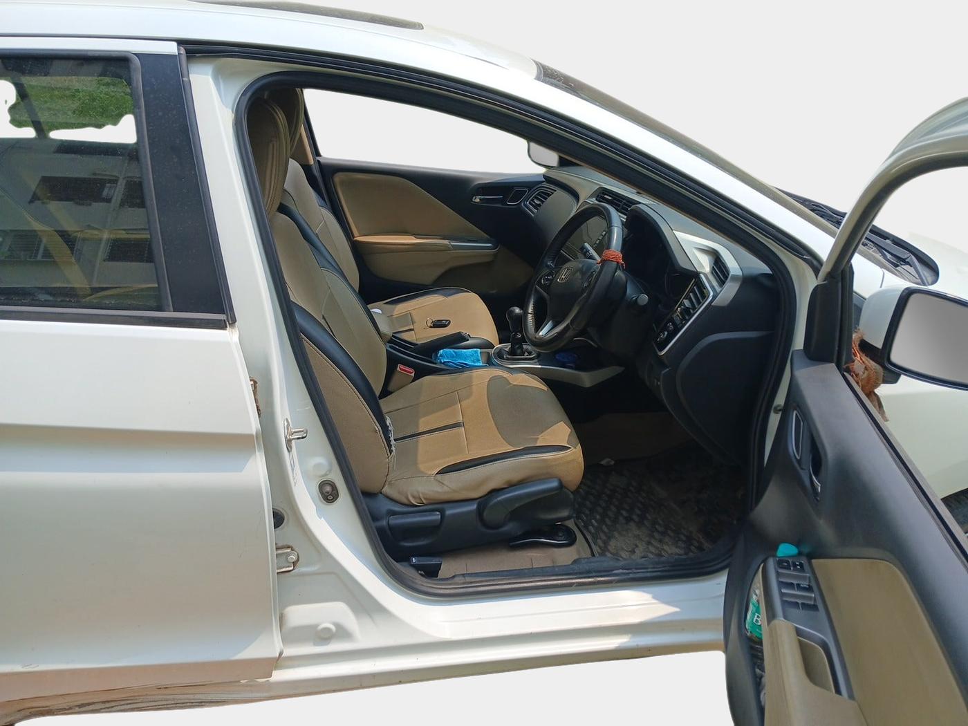 2017 Honda City 1.5L I-VTEC VX, Petrol, Manual, 36,496 km, interior