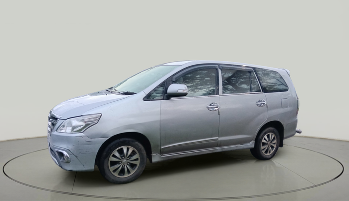 2015 Toyota Innova 2.5 VX 7 STR, Diesel, Manual, 1,40,603 km, exterior