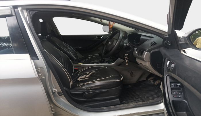 2018 Tata NEXON XZ PETROL, Petrol, Manual, 1,36,717 km, interior