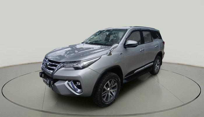 2017 Toyota Fortuner 2.8 4X4 AT, Diesel, Automatic, 1,04,168 km, exterior