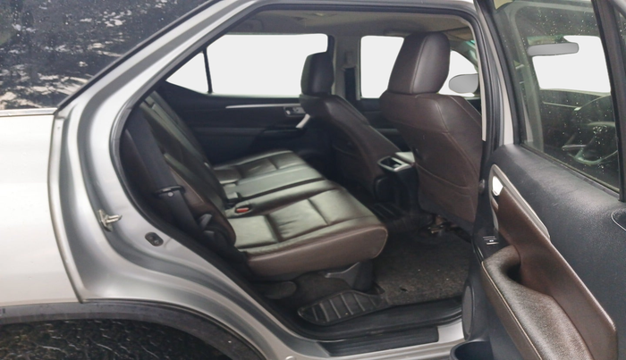 2017 Toyota Fortuner 2.8 4X4 AT, Diesel, Automatic, 1,04,168 km, interior