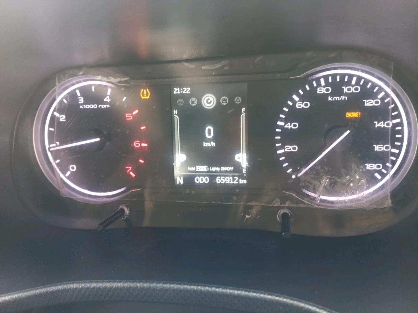 2023 Mahindra BOLERO NEO N 8, Diesel, Manual, 65,912 km, interior