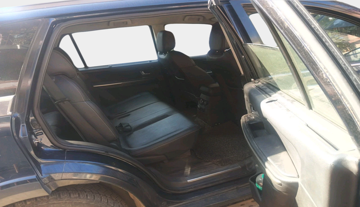 2016 Tata Hexa XT 4X2 7 STR, Diesel, Manual, 1,51,487 km, interior